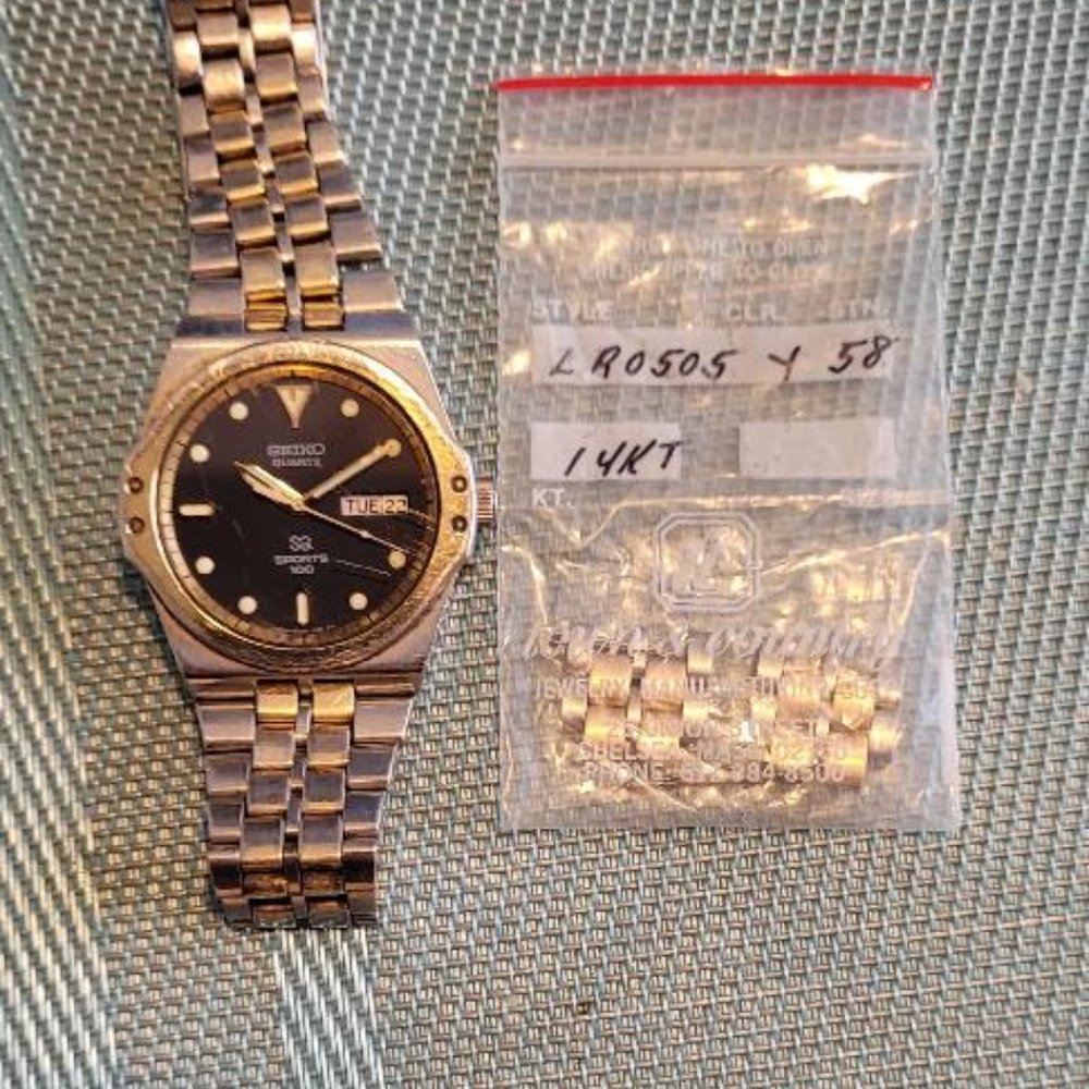 Vintage seiko sports 100 14K watch